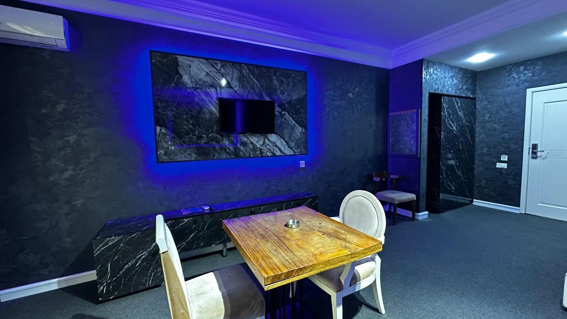 Amber Hotel Baku 4*,  Azerbaijan