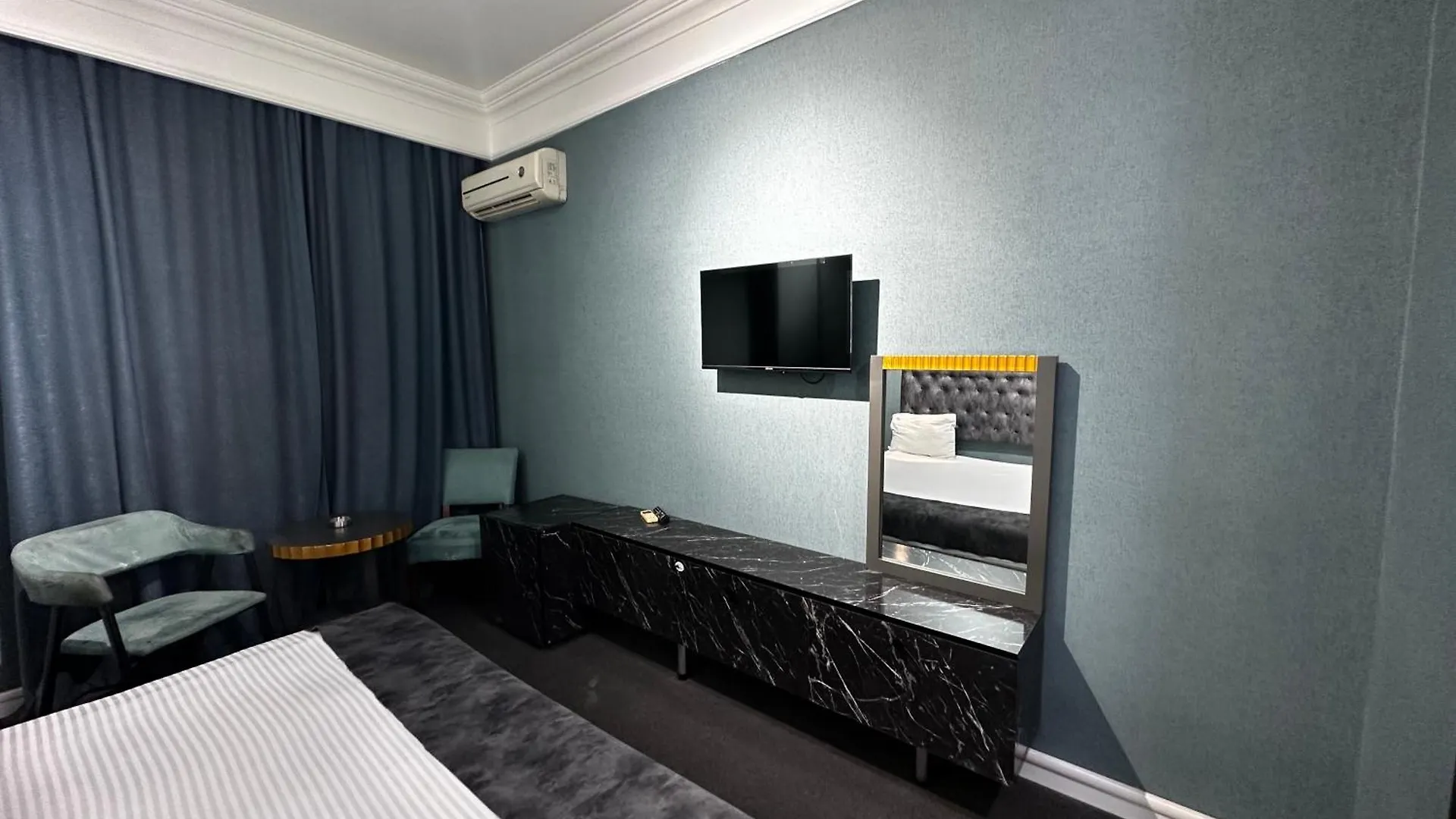 Amber Hotel Baku